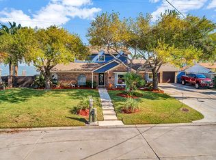 4202 17th St N, Texas City, TX 77590