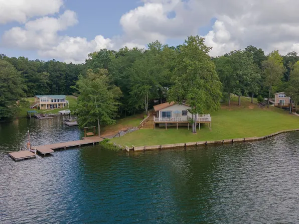 736 Wisteria Ln, Dadeville, AL 36853