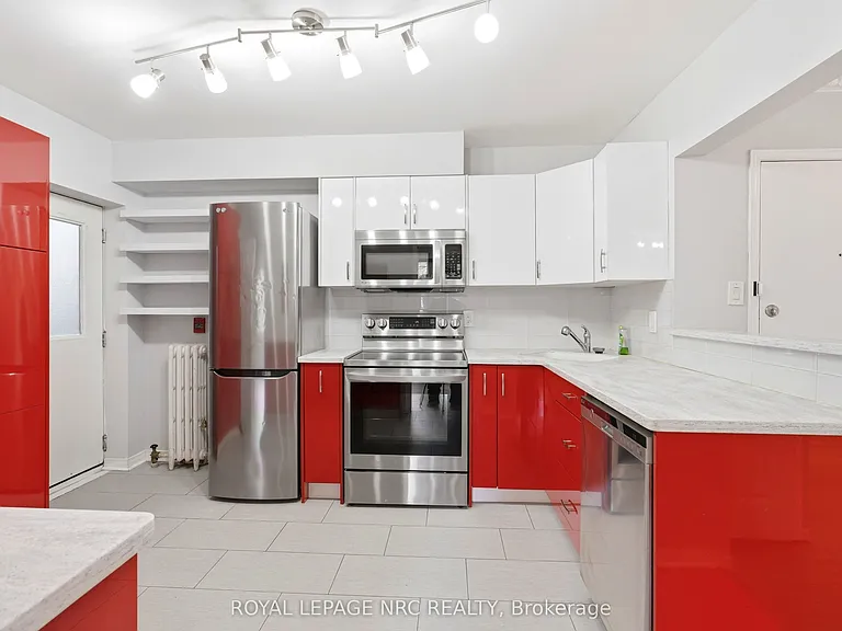 356 N Hunter St E #11 — Photo 5