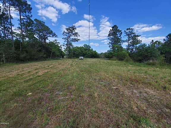 2nd image of 10021 River Dr