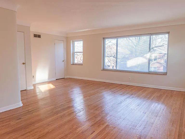 7270 Dartmouth Ave — Photo 5