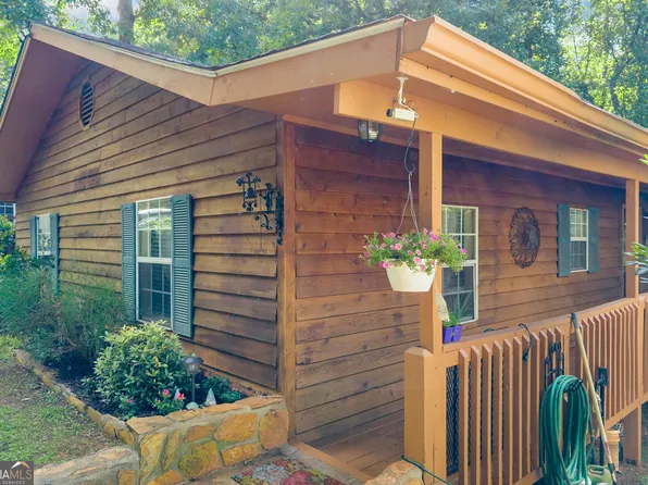 776 Normandy Trl, Lavonia, GA 30553