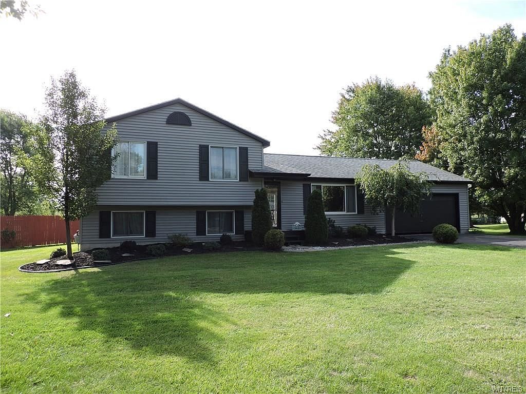 4536 Beach Ridge Rd, Lockport, NY 14094 Zillow