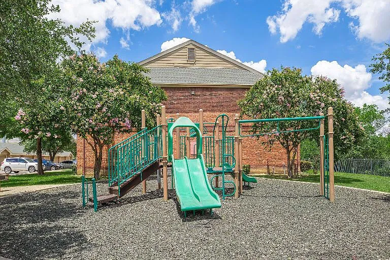 LBJ Garden Villas — Photo 14