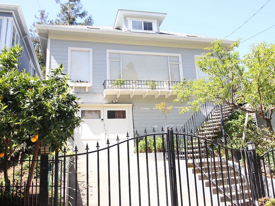 Front of house_04012022