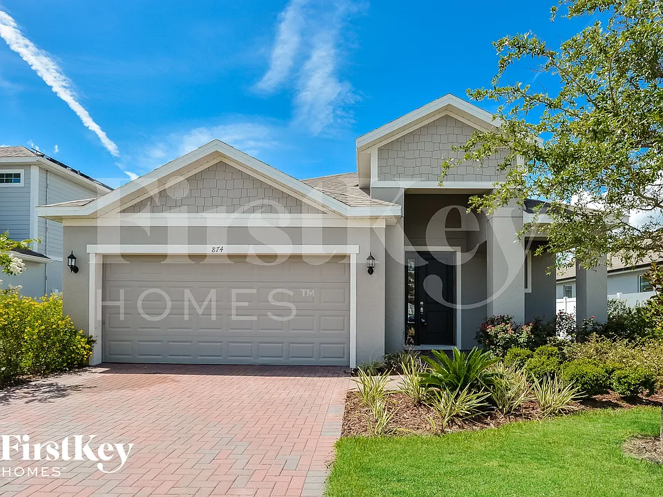874 Lady Bird Ln