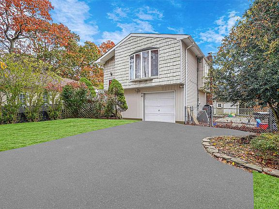 2nd image of 26 Ardmour Dr