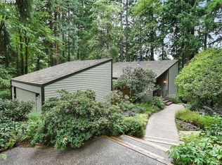 17701 Westview Dr, Lake Oswego, OR