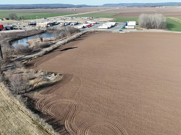 E 188 South St, Webbers Falls, OK 74470