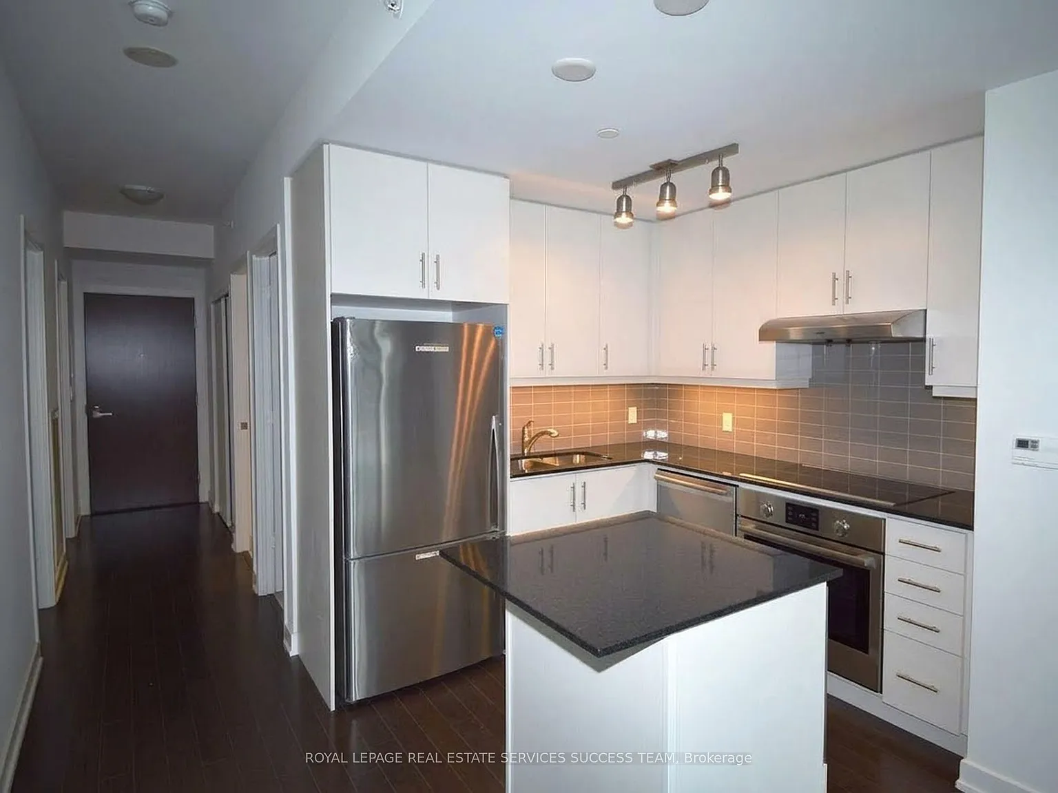 2 bed, $3,600 — Photo 3