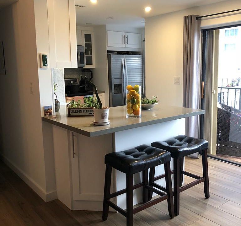 1st image of 6445 Indian Creek Dr APT 404