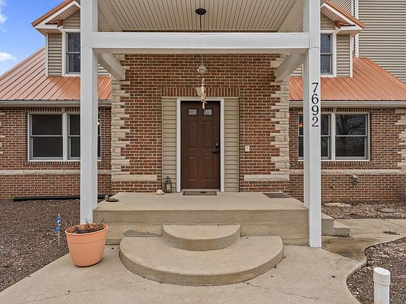 2nd image of 7692 N Emery Rd