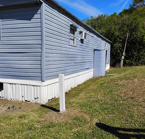 1707 Reynolds Rd #4 — Photo 2