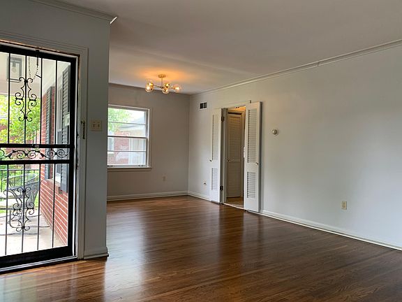 Living & Dining - newly refinished floors!