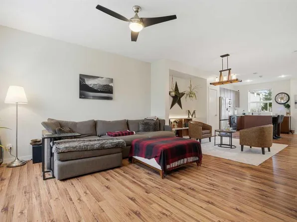 65 N Copperstone Cv SE, Calgary, AB T2Z 0L3