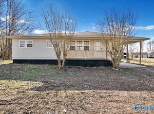 476 Cedar Ridge Dr, Union Grove, AL 35175