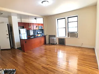 Rented by Sterea Agency