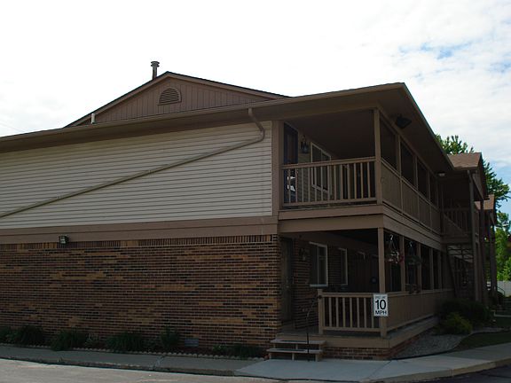 5th image of 161 Hanover St