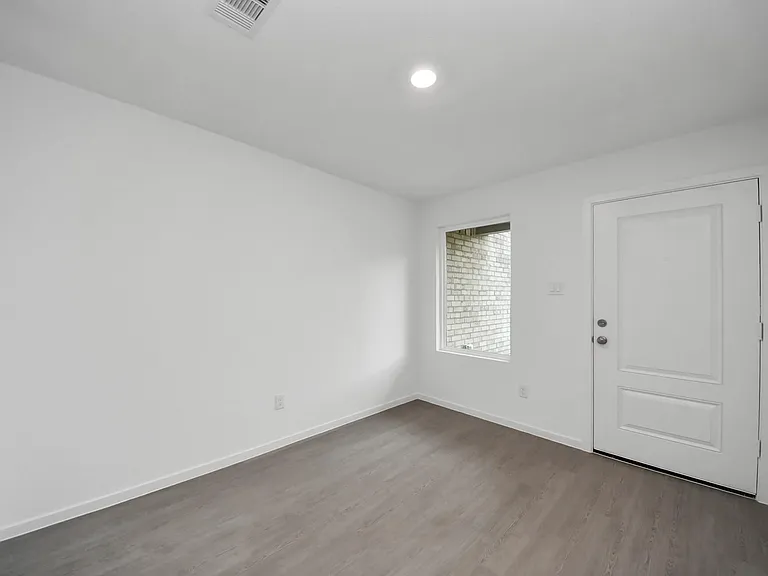 13499 Bay Springs Dr — Photo 12
