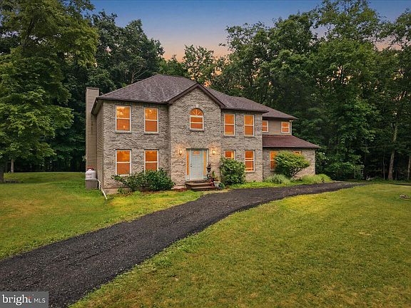 2nd image of 6144 Stony Brook Dr