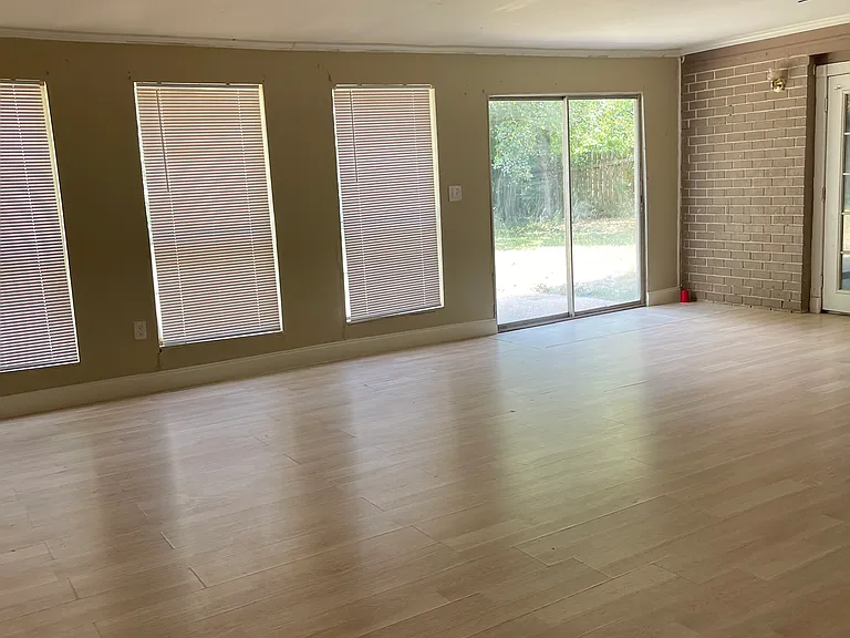 8847 Cedar Springs Ave — Photo 7