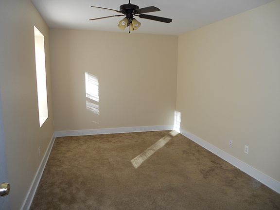 3rd image of 542 W King St APT A1
