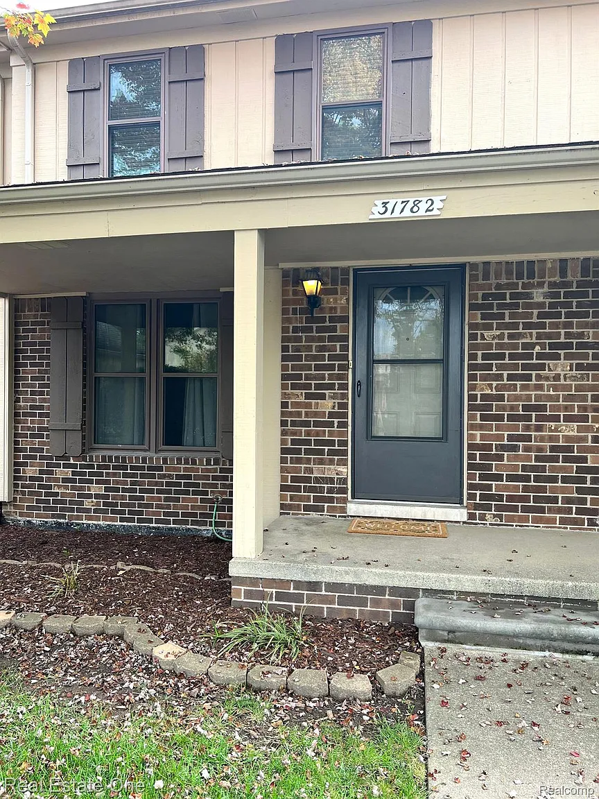 31782 Ivy Ln photo 1