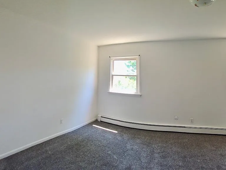 574A Avenue E #2 — Photo 8