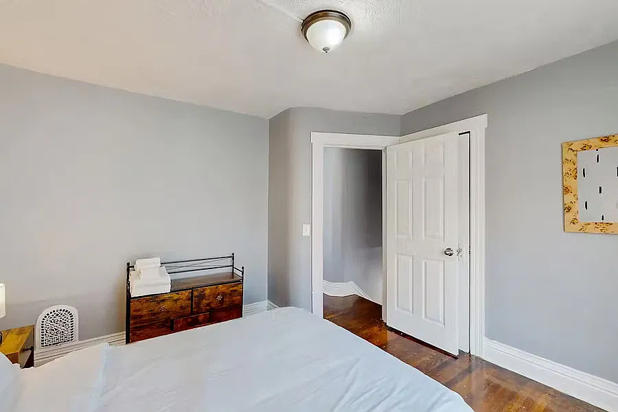 5 bed, 1840 sqft, $2,250 — Photo 4