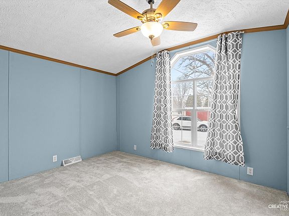 4th image of 1108 Lauren Dr