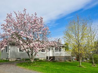 285 Benson Rd, Manchester, ME 04351