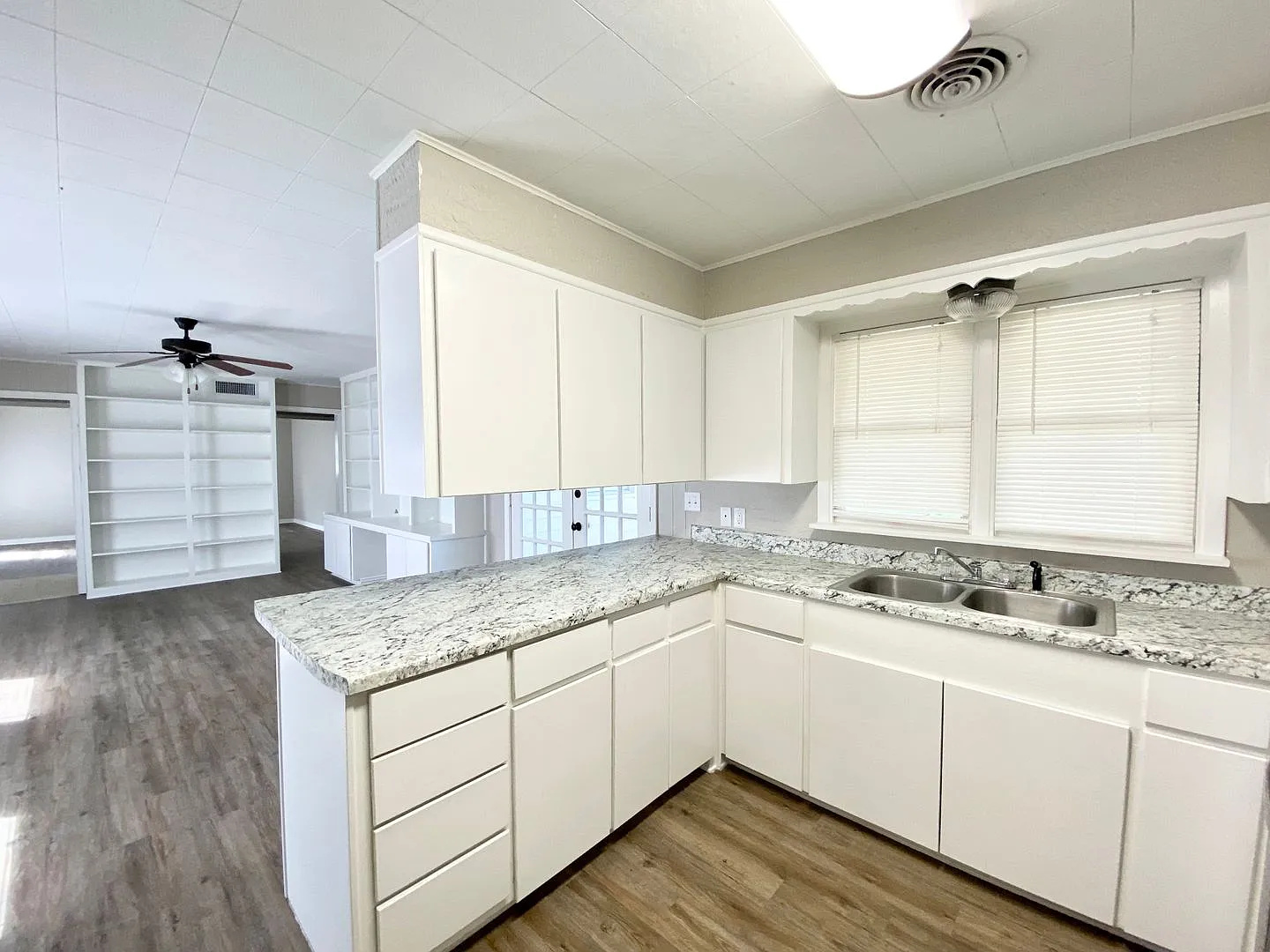 Newly Remodeled 3 Bedroom 2 Bath In College Hills Coming Soon! — Photo 4