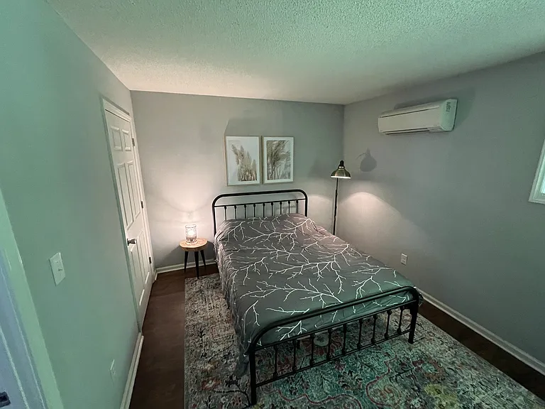 Staged (furnishings not included)