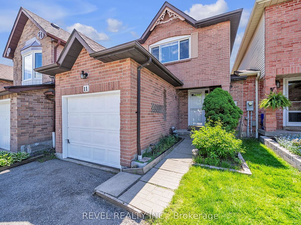 1st image of 11 Carr Dr