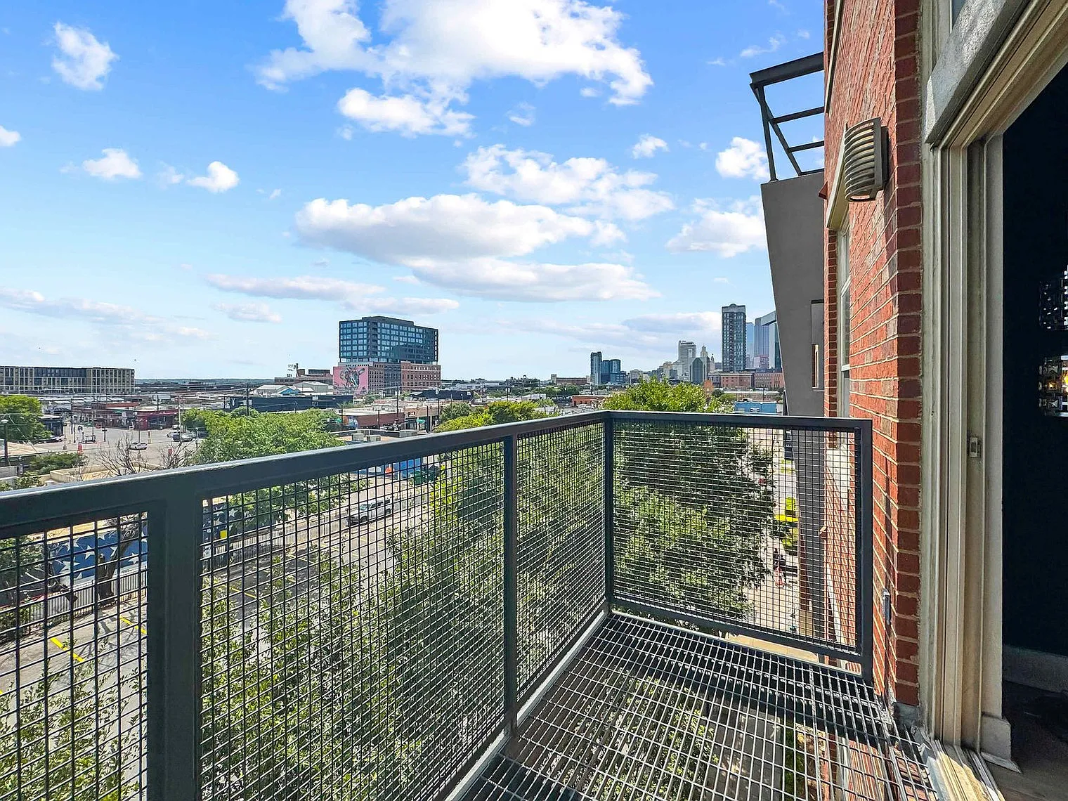 2 bed, 2.0 bath, $4,779 — Photo 3