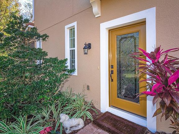 3rd image of 319 Terracina Dr