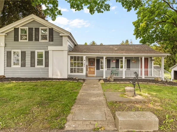 585 Ridge Rd, Ontario, NY 14519