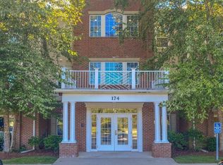 174 Haverhill St UNIT 329, Andover, MA 01810