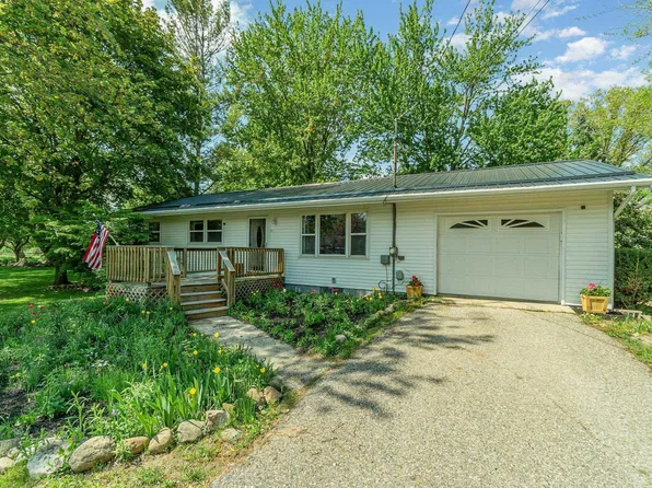 873 E Remus Rd, Mount Pleasant, MI 48858