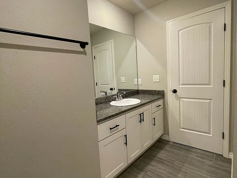 696 N Montego St — Photo 18