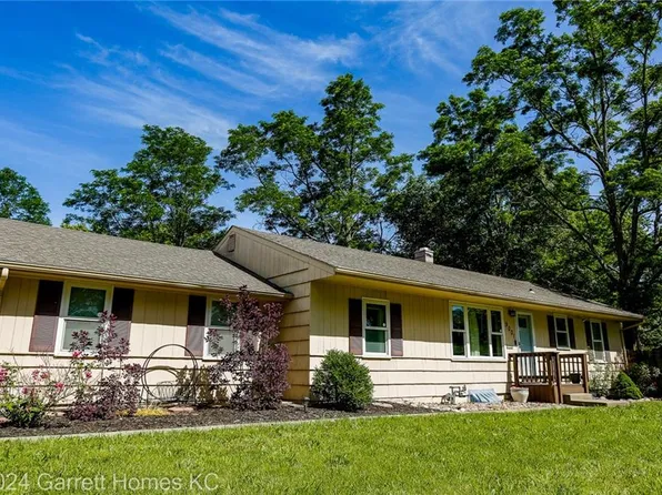 9001 Wornall Rd, Kansas City, MO 64114