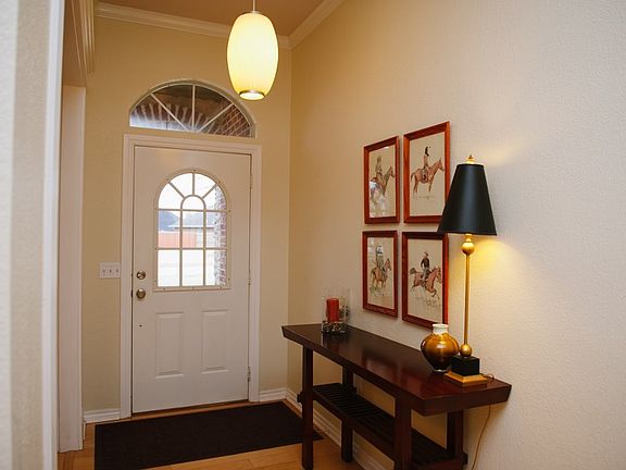 2nd image of 906 S Rock Hollow Ct