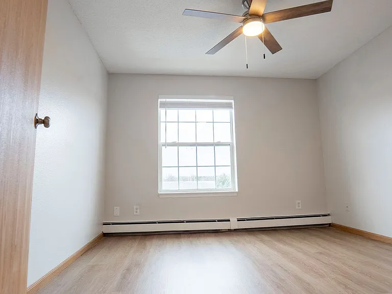 Ashwood Birchwood Apartments — Photo 15