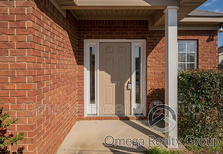 9717 Full Moon Cir — Photo 5