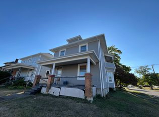 1633 1/2 Maple Ave, Zanesville, OH 43701