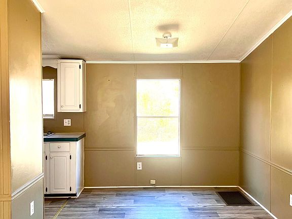 5th image of 141 Shady Oaks Rd