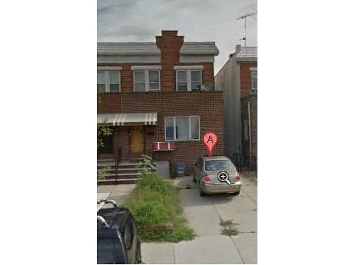 2059 66th St photo 1