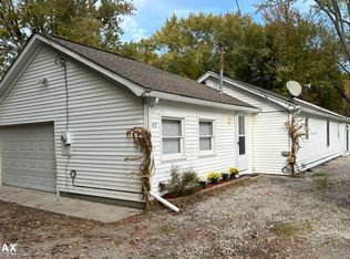 145 Hansen Ct, Clay, MI 48001