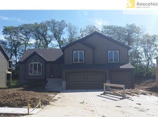 8819 N Norton Ave, Kansas City, MO 64156