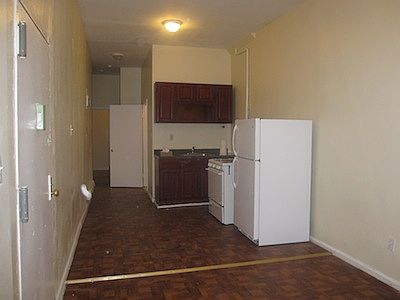 3rd image of 399 Putnam Ave APT 2A